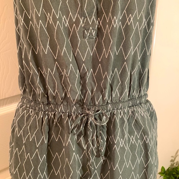 MERONA Greenish Gray Romper w/ Pockets - Picture 8 of 9